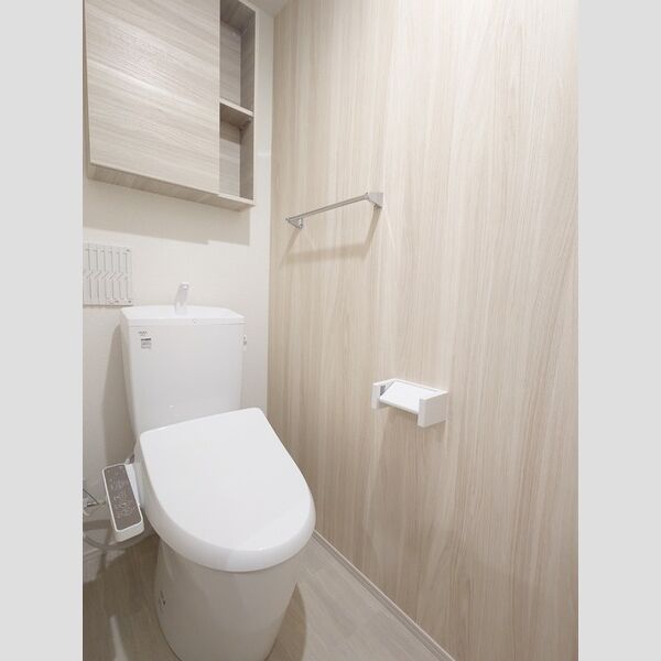 トイレ (温水洗浄暖房便座)