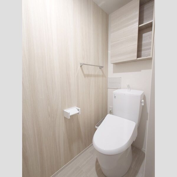 トイレ (温水洗浄暖房便座)