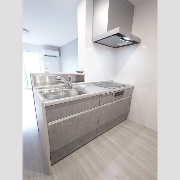 キッチン (対面システムキッチン(IHクッキングヒーター))