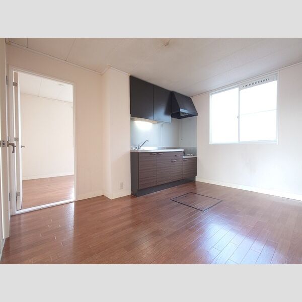 居室・リビング (ダイニングキッチン)