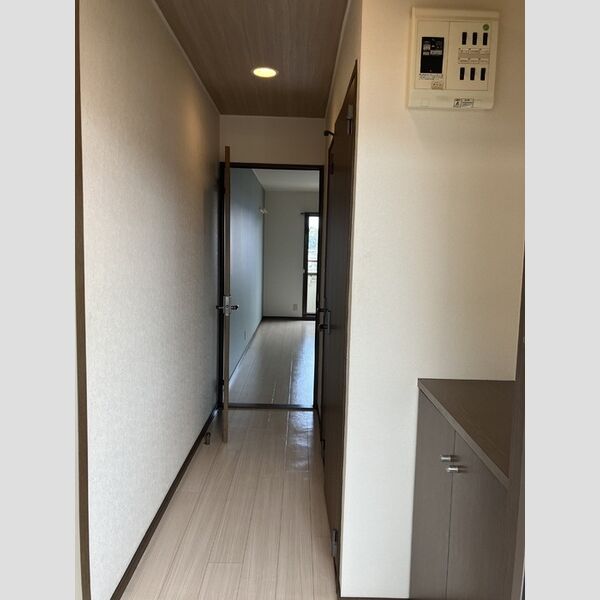 玄関 (玄関)