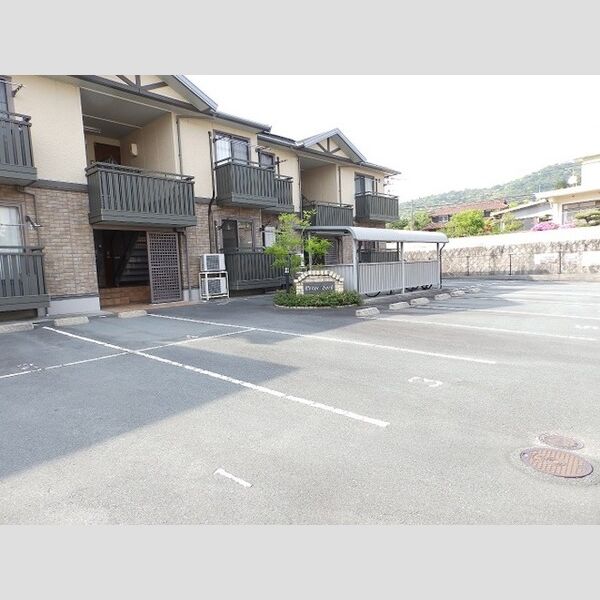 駐車場 (駐車場)