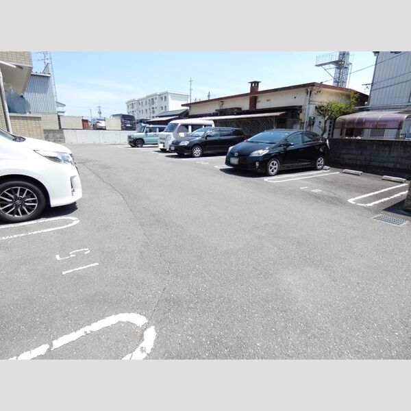 駐車場 (駐車場)