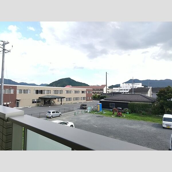 現地周辺 (バルコニーからの眺望)
