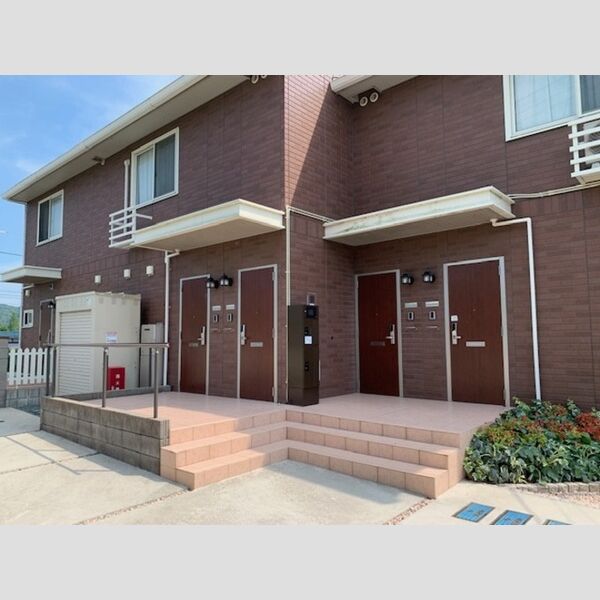 エントランス (エントランス)