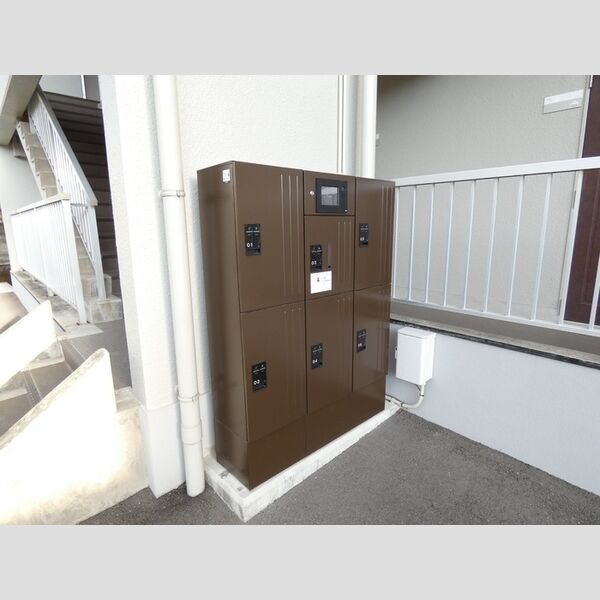 現地周辺 (宅配ボックス)