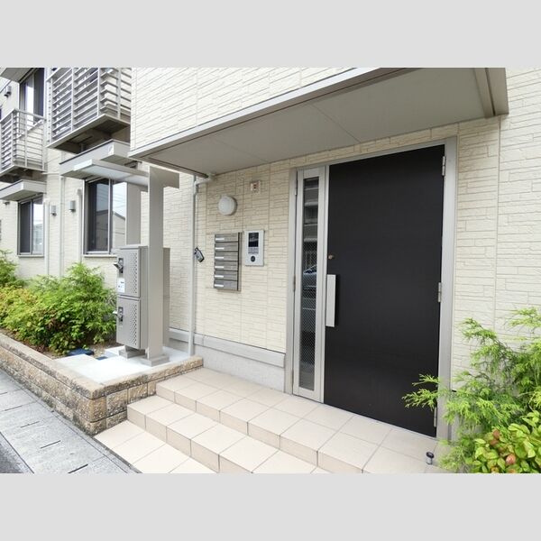 エントランス (エントランス　オートロック)