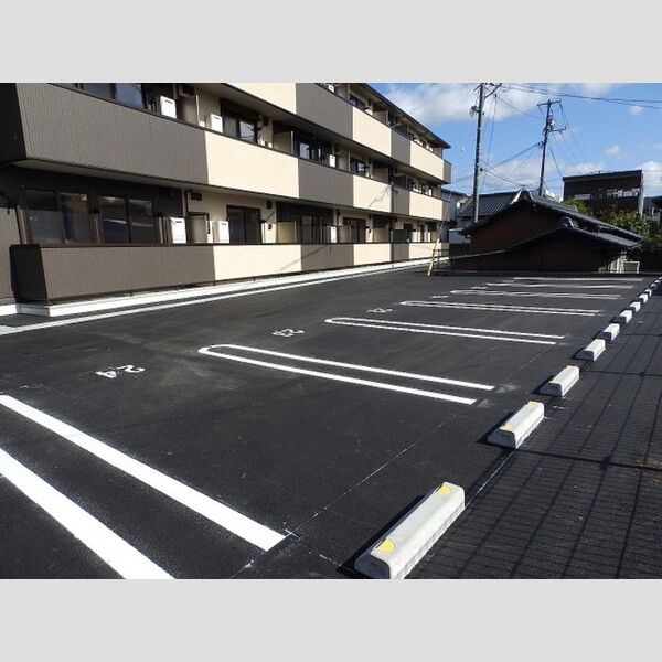 駐車場 (駐車場)