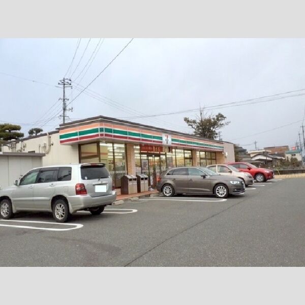 現地周辺 (セブンイレブン山口小郡仁保津店(929m))