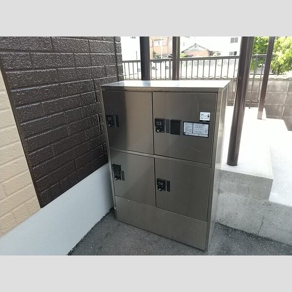 現地周辺 (宅配ボックス)