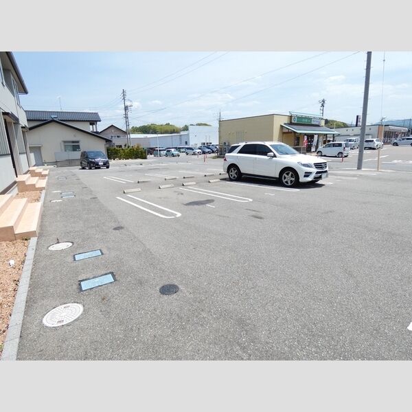 駐車場 (駐車場)