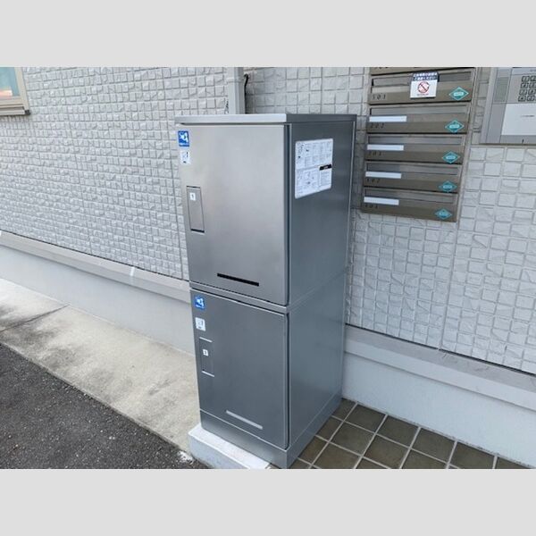 現地周辺 (宅配ボックス)