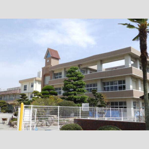 現地周辺 (山口市立大歳小学校(1285m))