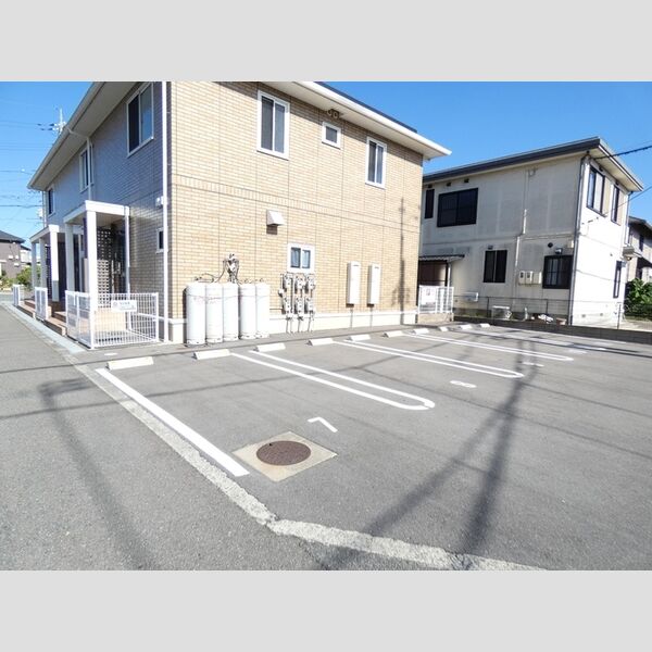 駐車場 (駐車場)