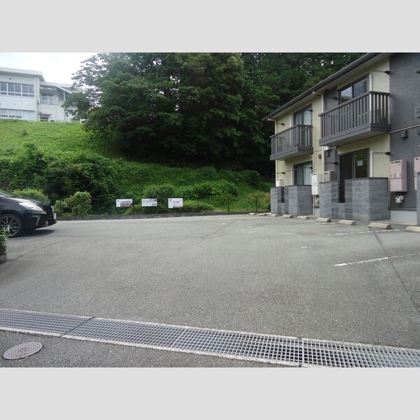 駐車場 (駐車場)