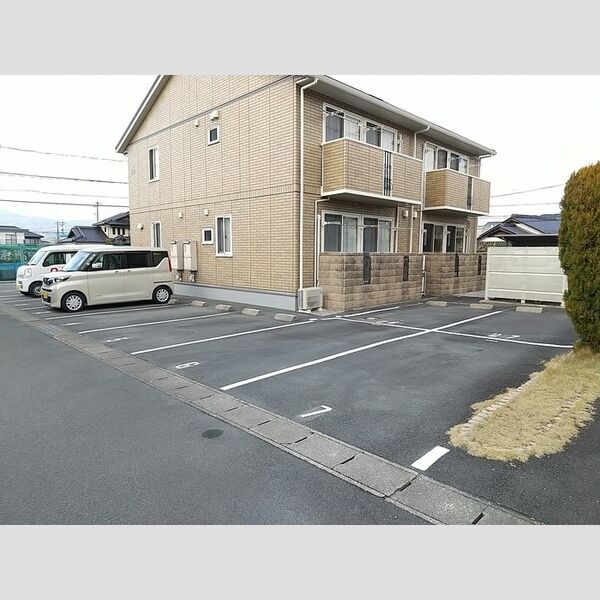 駐車場 (駐車場)