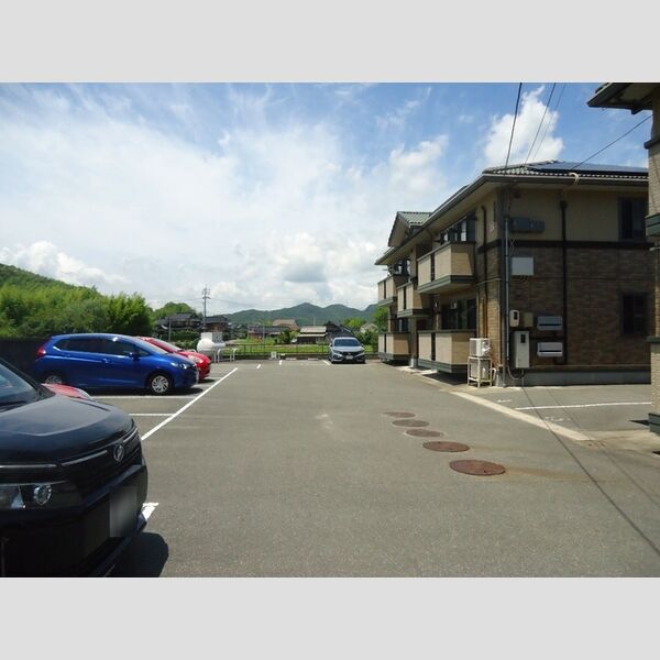 駐車場 (駐車場)