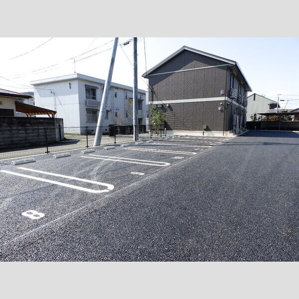 駐車場 (駐車場)