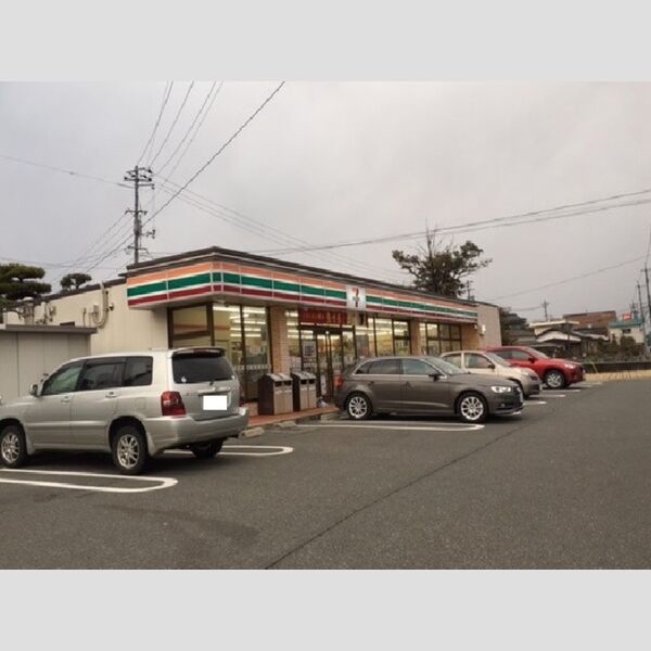 現地周辺 (セブンイレブン山口小郡仁保津店(349m))