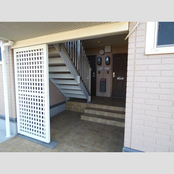 エントランス (エントランス)