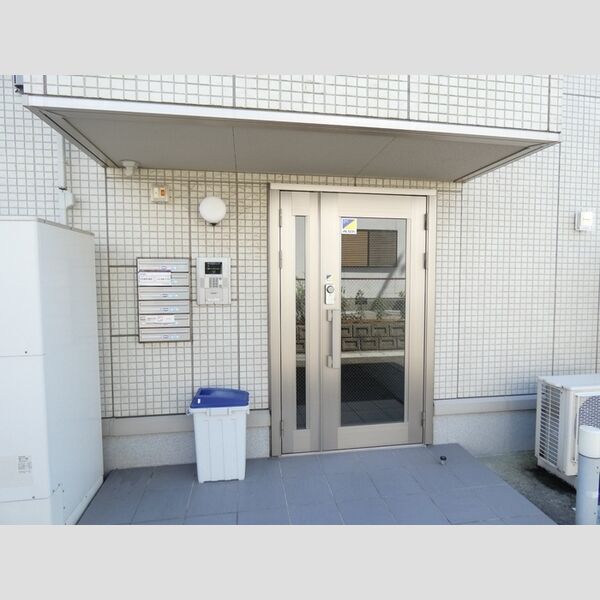 エントランス (エントランス　オートロック)