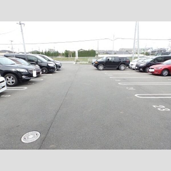 駐車場 (駐車場)