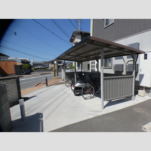 現地周辺 (サイクルポート)