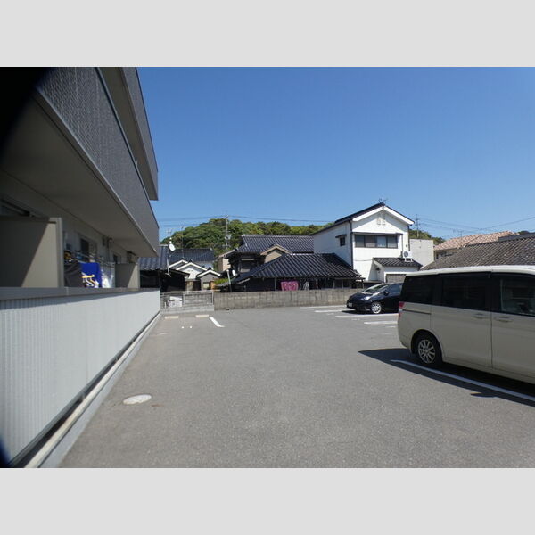 駐車場 (駐車場)