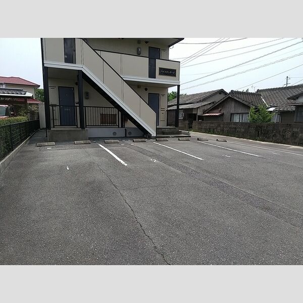 駐車場 (駐車場)