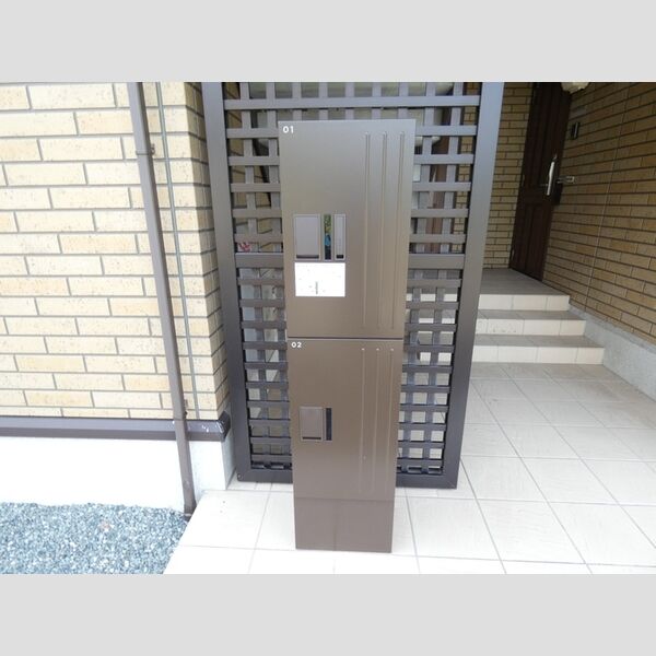 現地周辺 (宅配ボックス)