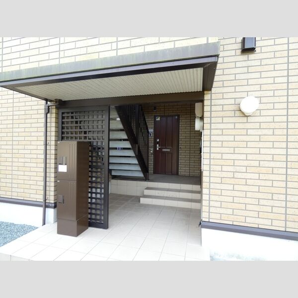 エントランス (エントランス)