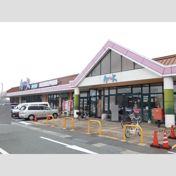 現地周辺 (アルク琴芝店　1204m)