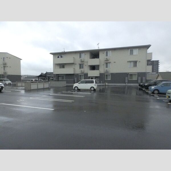 駐車場 (駐車場)