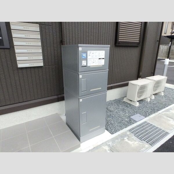 現地周辺 (宅配ボックス)