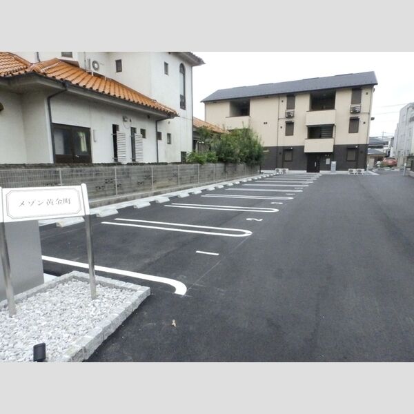 駐車場 (駐車場)