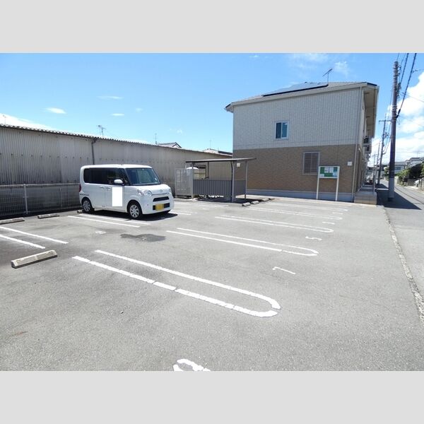 駐車場 (駐車場)