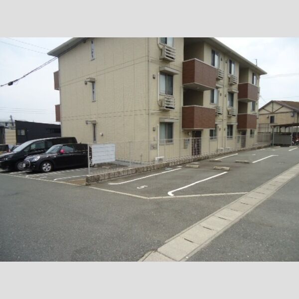 駐車場 (駐車場)