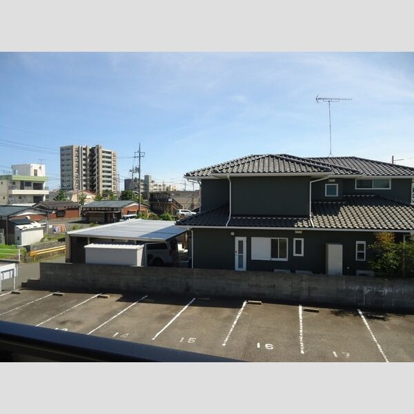 現地周辺 (バルコニーからの眺望)