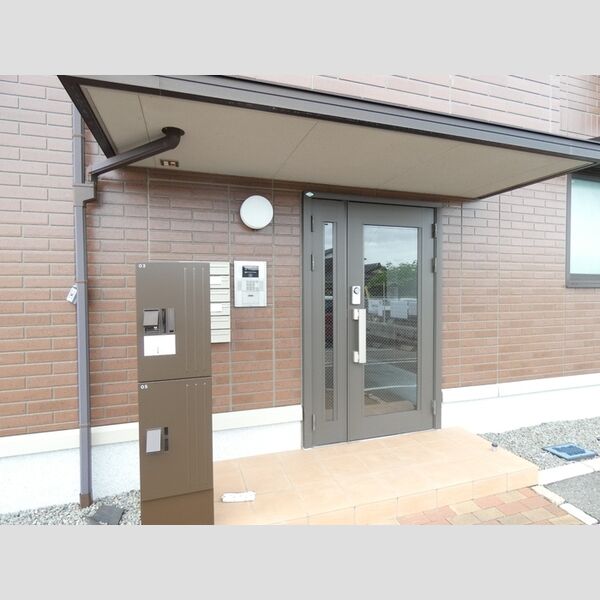 エントランス (エントランス　オートロック)