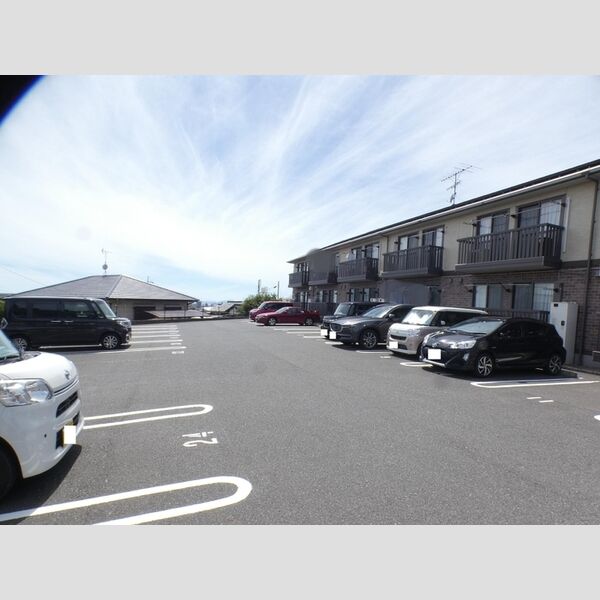 駐車場 (駐車場)