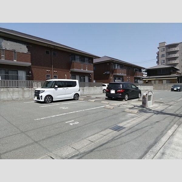 駐車場 (駐車場)