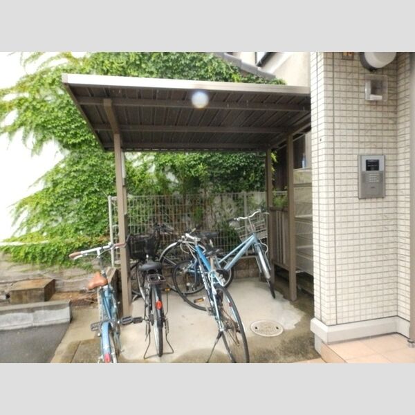 現地周辺 (サイクルポート)