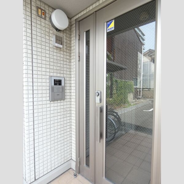 エントランス (エントランス　オートロック)