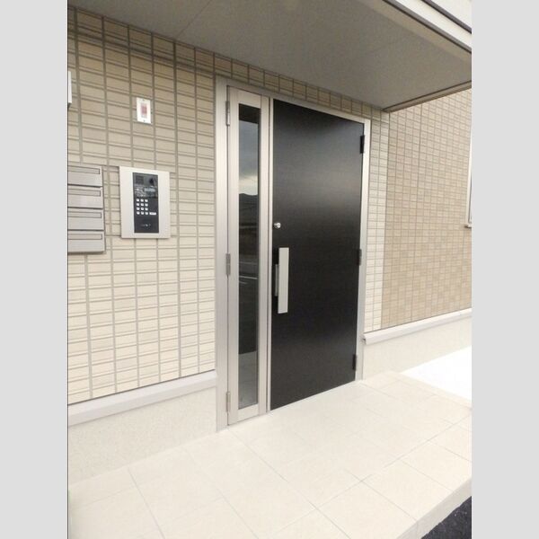 エントランス (エントランス　オートロック)