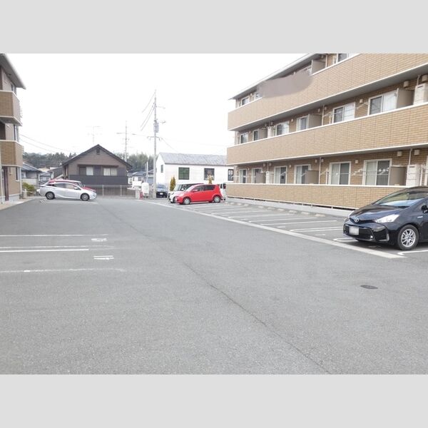 駐車場 (駐車場)