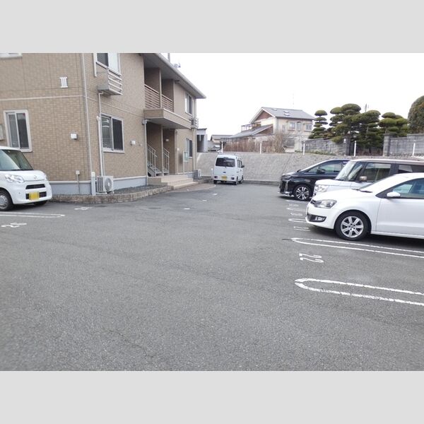 駐車場 (駐車場)