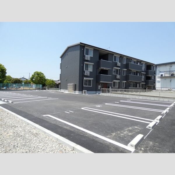 駐車場 (駐車場)