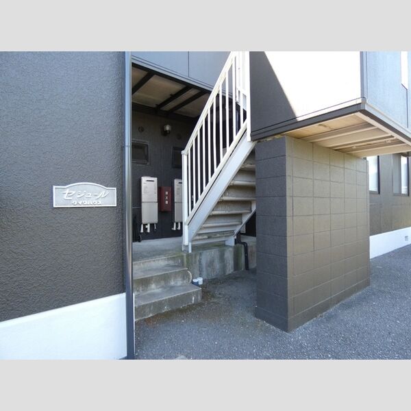 エントランス (エントランス)