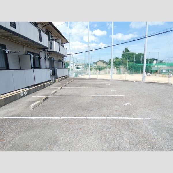駐車場 (駐車場)