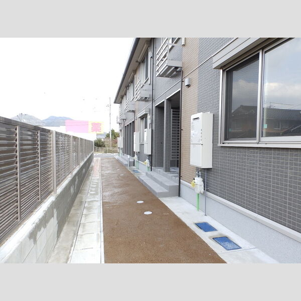 エントランス (エントランス)